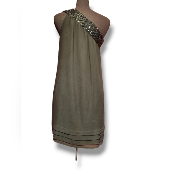 One shoulder beaded dress - Picture 7 of 7